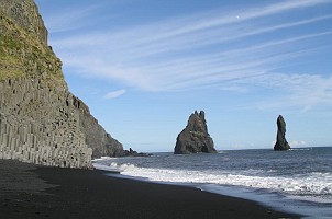 Spiaggia nei pressi di Vik Dirhoaley